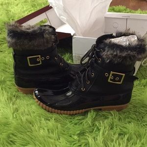 NWB nature breeze boots